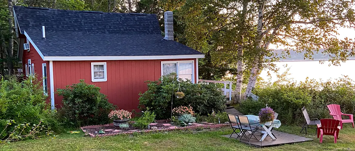 Linda's Seaside Cottage in Trenton, Maine
